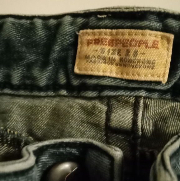 Free People Vintage Frazzled Hem 1970s Original Bell Bottoms Blue Jeans- Size 28 - Picture 2 of 8